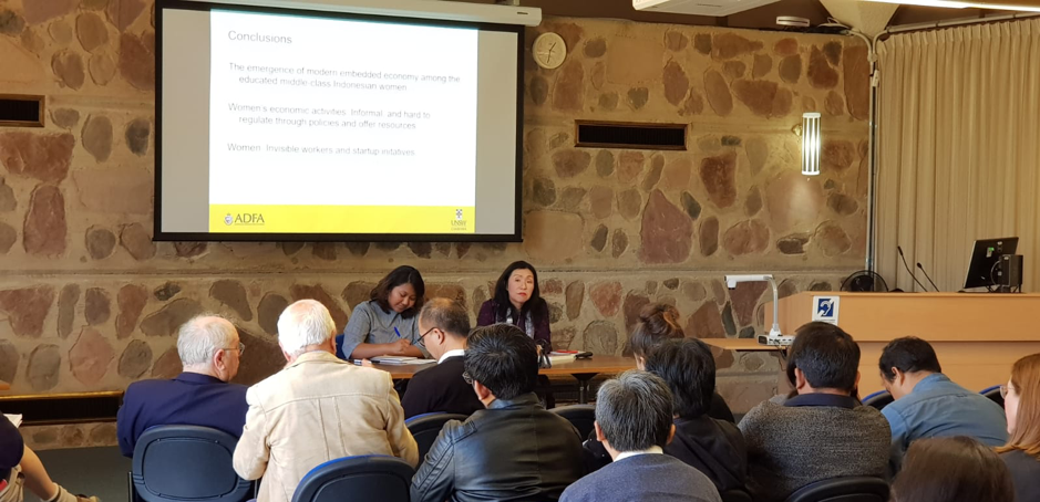 Minako Sakai talked about Muslim women, family and work in September 2019 ISG seminar